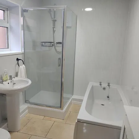 Daire 3 Bedroom Entire House *