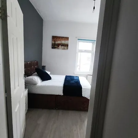 3 Bedroom Entire House *